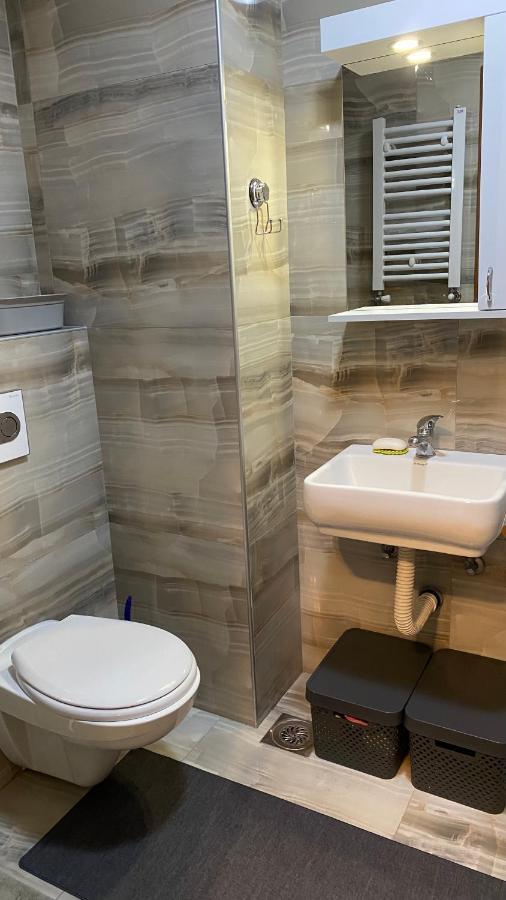 Family Home Nis , Free Parking Ngoại thất bức ảnh